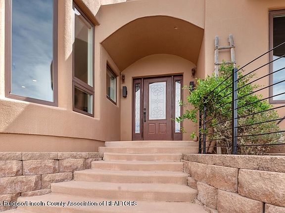 3rd image of 115 Ponderosa Ranch Ct