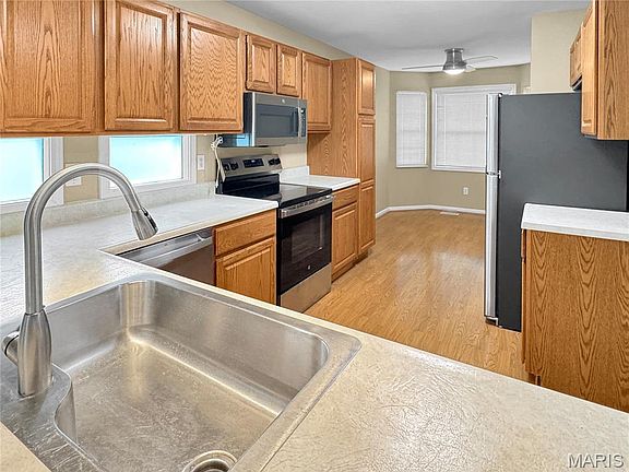 3rd image of 109 Wenona Dr