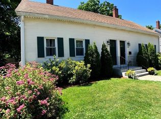 232 Elliot St #232, Newton Upper Falls, MA 02464