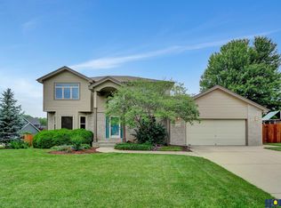 6825 S 51st St, Lincoln, NE 68516