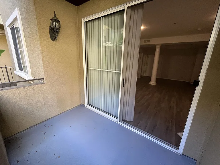 2245 Beverly Glen — Photo 66