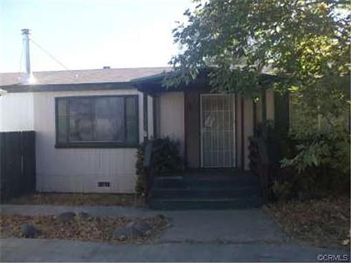1st image of 17062 Acacia St