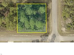 3307 E 9th St, Lehigh Acres, FL 33972