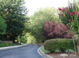 1402 Deermouse Way #475, Hendersonville, NC 28792