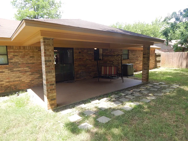 805 Corey Dr — Photo 27