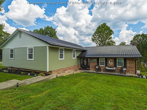 2nd image of 142 Morningside Dr