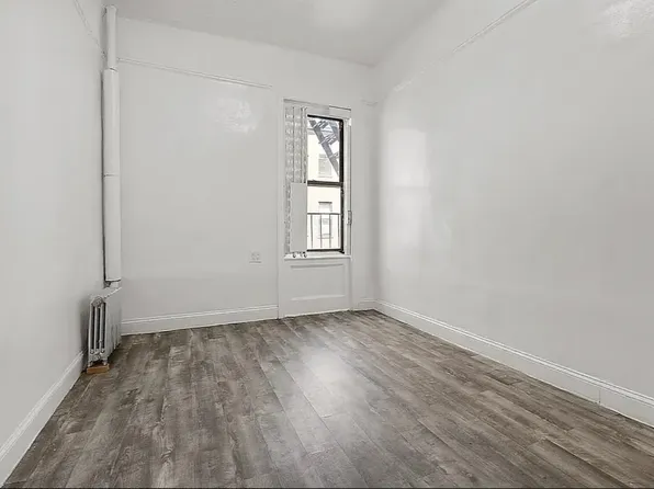 565 West 139th Street image 5 of 7