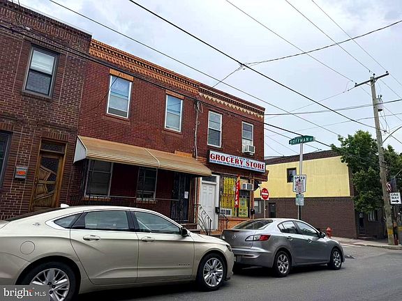 4th image of 1913 S 10th St