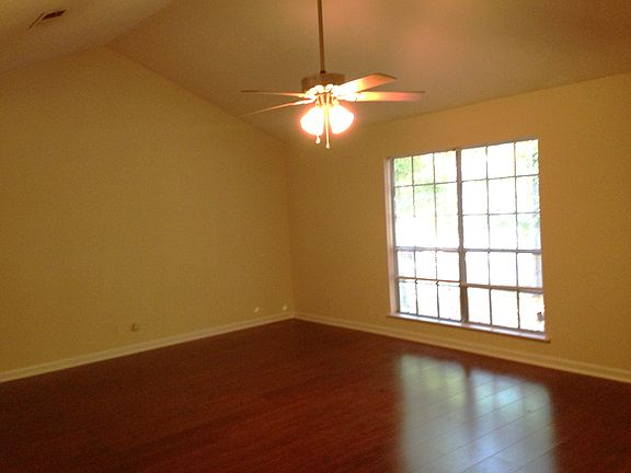 2nd image of 920 W 22nd Ave #926
