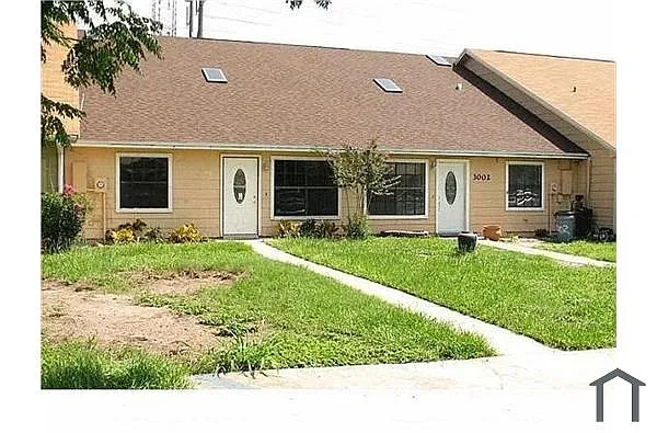 Building Photo - 3002 Jon Jon Ct