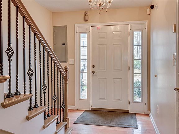 5th image of 2817 Brickrun Way