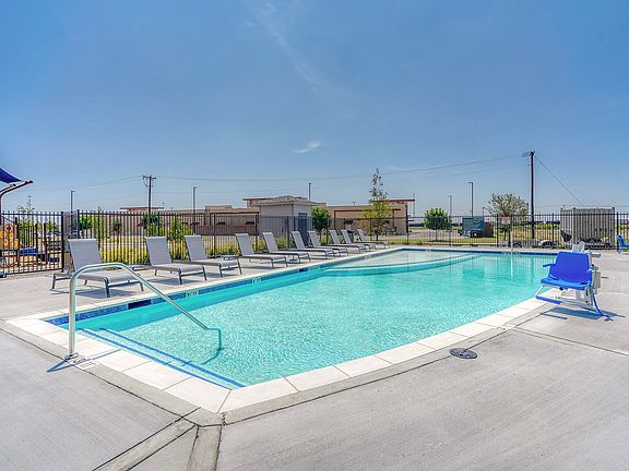 2nd image of 1811 Tradewinds Blvd #5-108