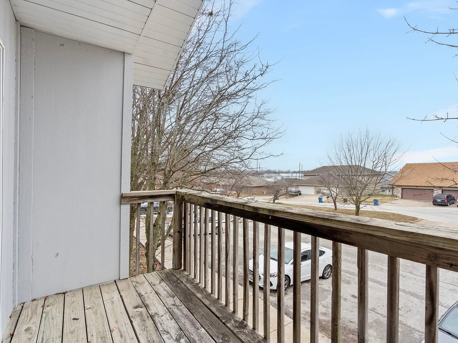 2 bed, 900 sqft, $900 — Photo 3