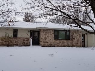 706 8th Ave, Ackley, IA 50601