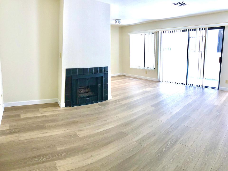 1st image of 1749 Federal Ave #6