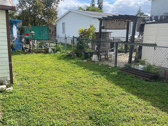 5th image of 19800 SW 180th Ave Lot 130