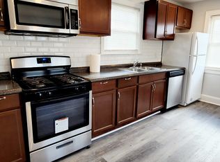 10 Hazel Pl FLOOR 2, Lynbrook, NY 11563