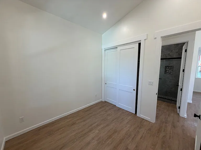 23510 Cava Cir #A — Photo 26
