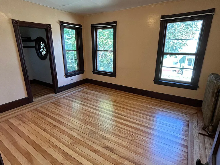 130 Vernon St #1 — Photo 7