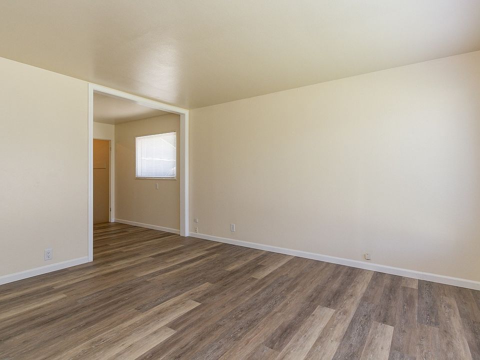 1st image of 1100-1137 1st St #1103