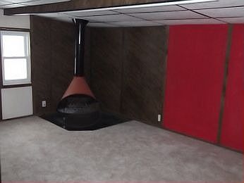 2nd image of 140 Garland St SE