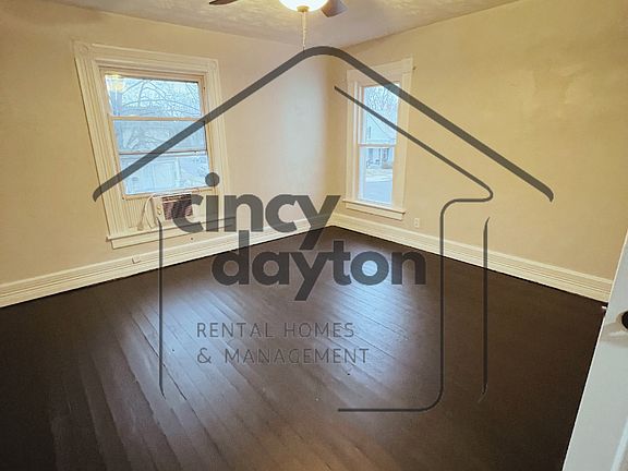 2nd image of 1024 Hughes St