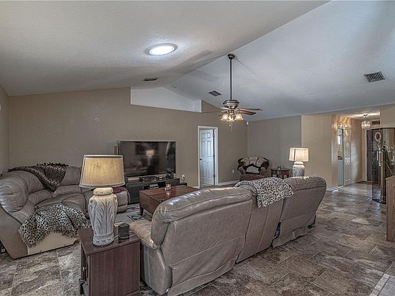 4th image of 5055 Charmer Ln