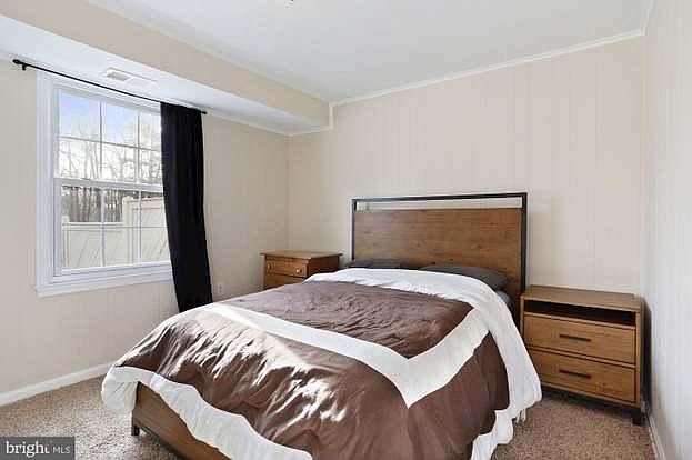 1st image of 7913 Central Park Cir