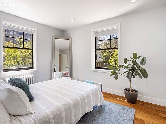5th image of 78 Bedford St APT 3A