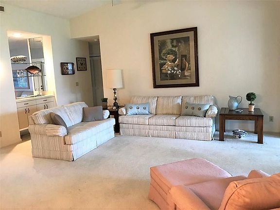 4th image of 3833 SW Osprey Creek Way