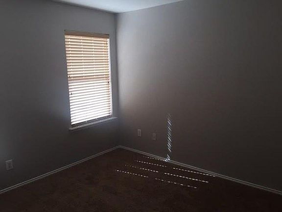 5th image of 2309 Kingsway Dr