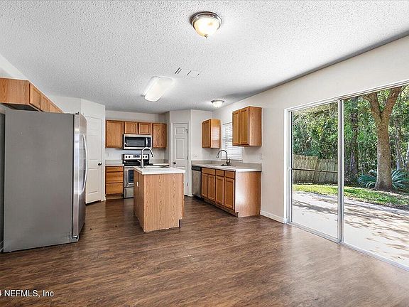 3rd image of 1514 SEAWOLF Trail