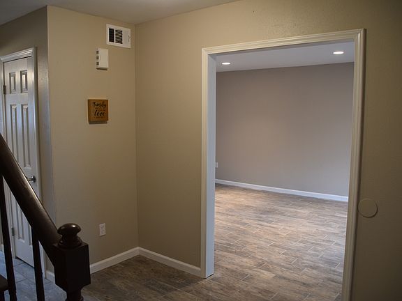 4th image of 3860 Nathan Kornman Dr