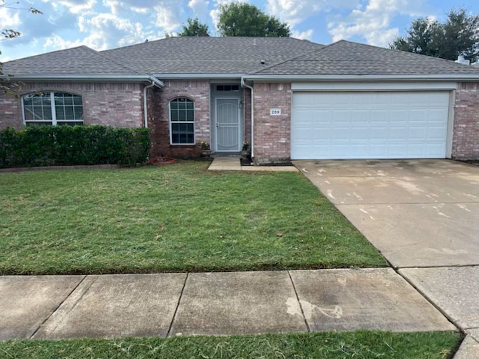 1st image of 209 Meadow Lark Ln
