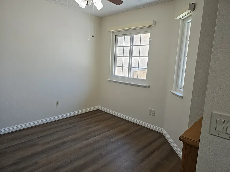 11643 Ash St — Photo 3