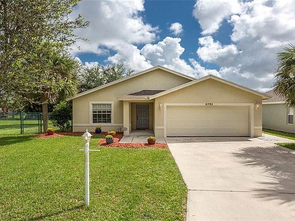 4th image of 8793 SW Bonneville Dr