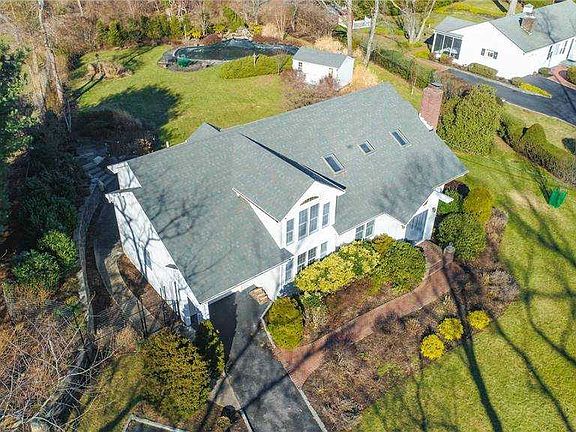 3rd image of 91 Christian Ave
