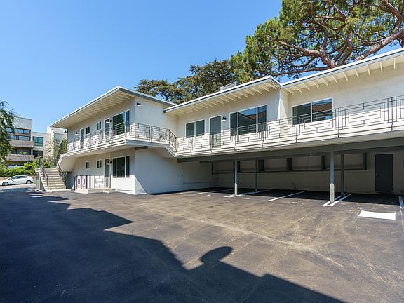 3rd image of 2113 Glenada Ave
