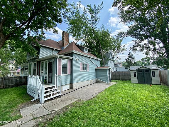 2nd image of 204 Walnut St