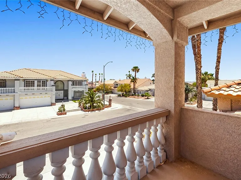 3775 Emerald Bay Cir — Photo 35