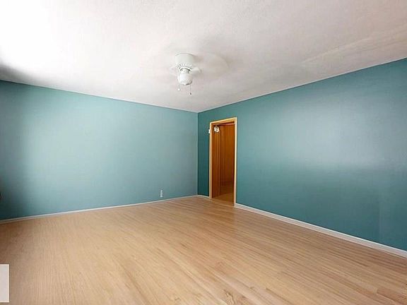 3rd image of 134 Hedrick Dr