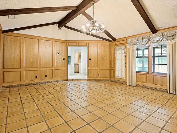 5th image of 3701 Ashbury Ln
