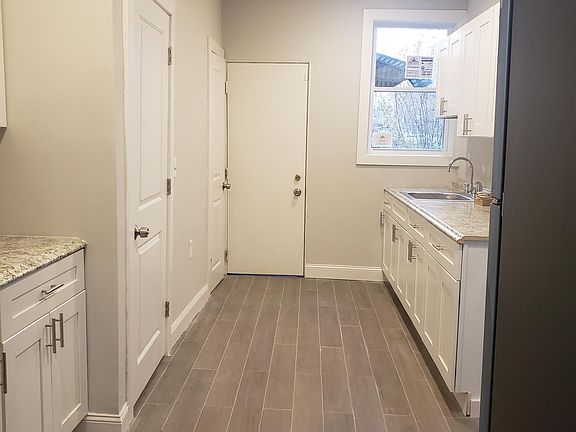 5th image of 1010 E Chelten Ave