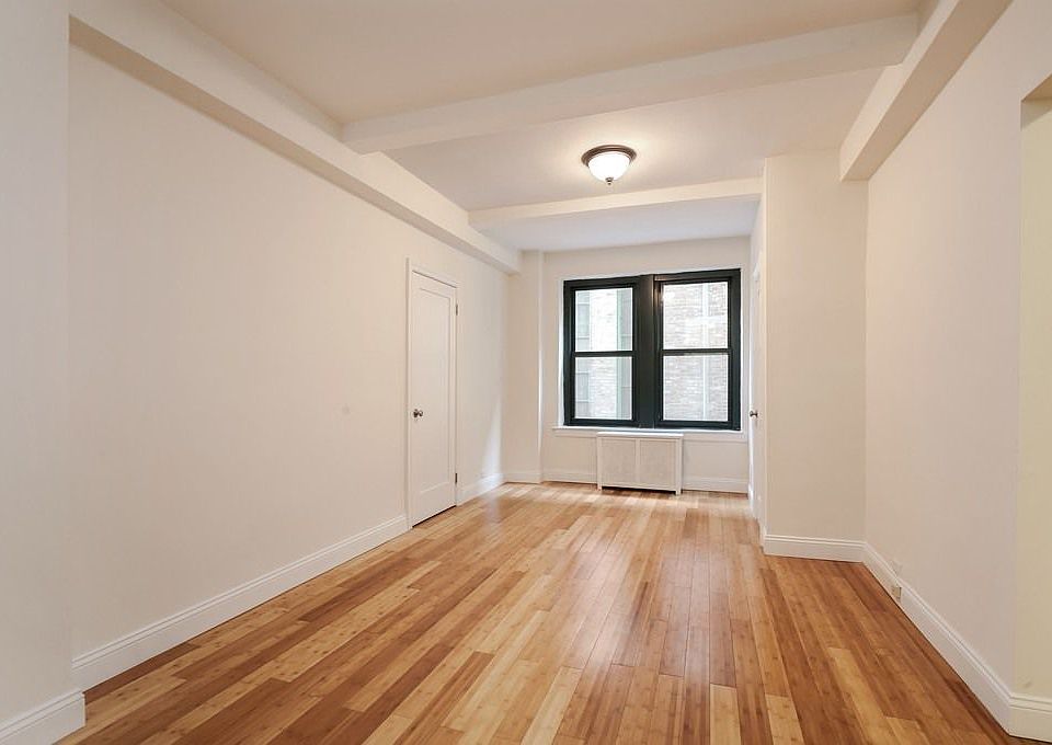 1st image of 150 W 82nd St APT 4G
