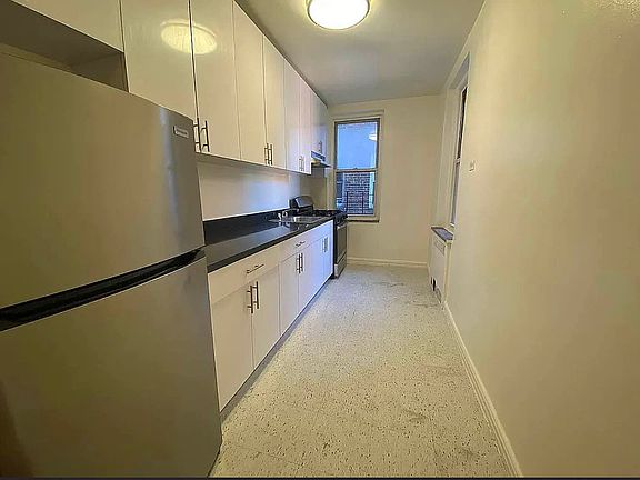 2nd image of 8375 118th St APT 4F