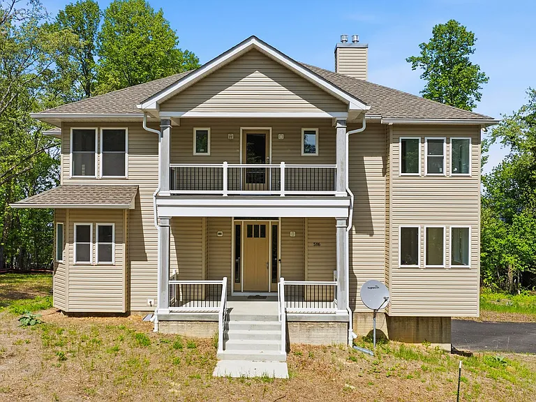 5116 Shore Dr — Photo 3