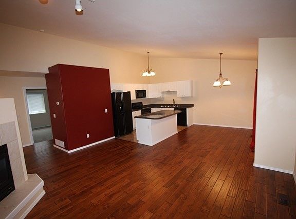 3rd image of 13782 Hunterwood Ln #128
