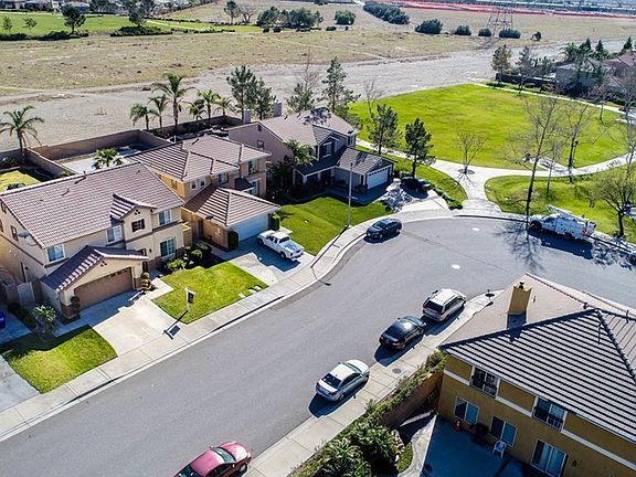 5th image of 15135 Crazy Horse Ave