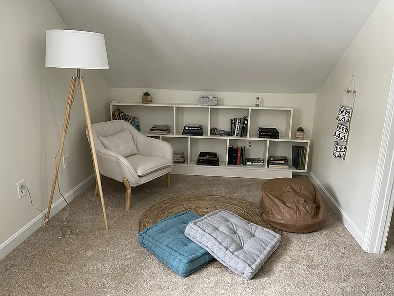 85 Anglers Rd — Photo 10