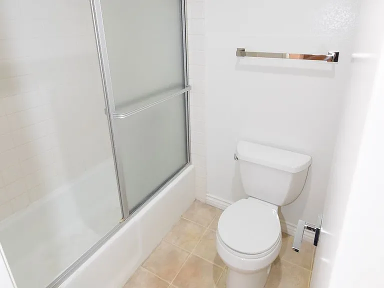 1300 Seacoast Dr #B — Photo 29